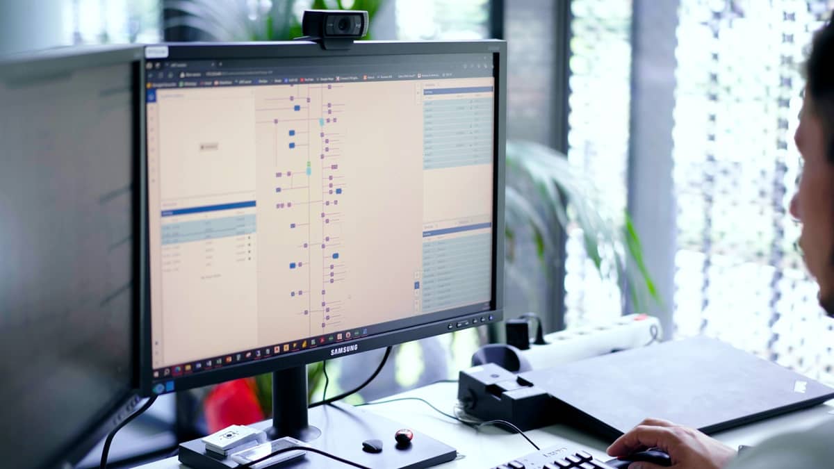 AGVs in manufacturing - software integration at Duka