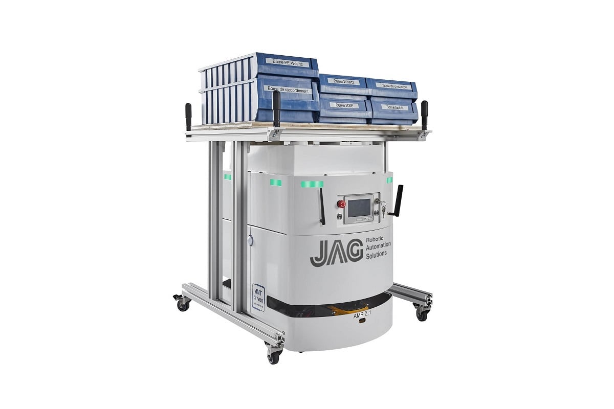 JAG CartTransporter AMR mobile robot for lab automation